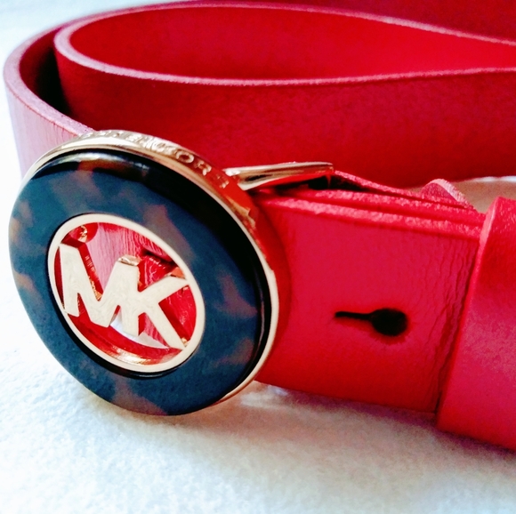 Michael Kors Belt in Red Leather *Large* w/GIFT - Picture 2 of 10